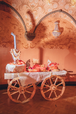 Деревянная телега в аренду