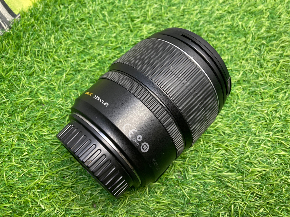 Canon EF-S 15-85mm 3.5-5.6 IS USM