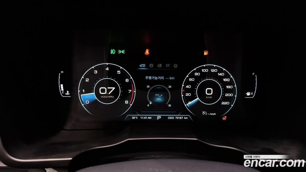 KG Mobility (Ssangyong) Very New Tivoli Бензин 1.5 2WD (12.2019)