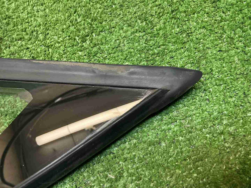 Форточка передняя левая Hongqi H9 (2020-н.в.)