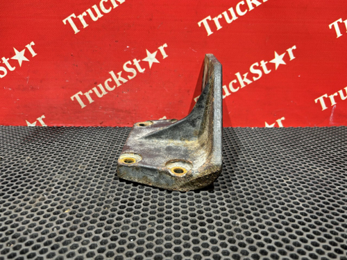 Кронштейн подушки двигателя правый