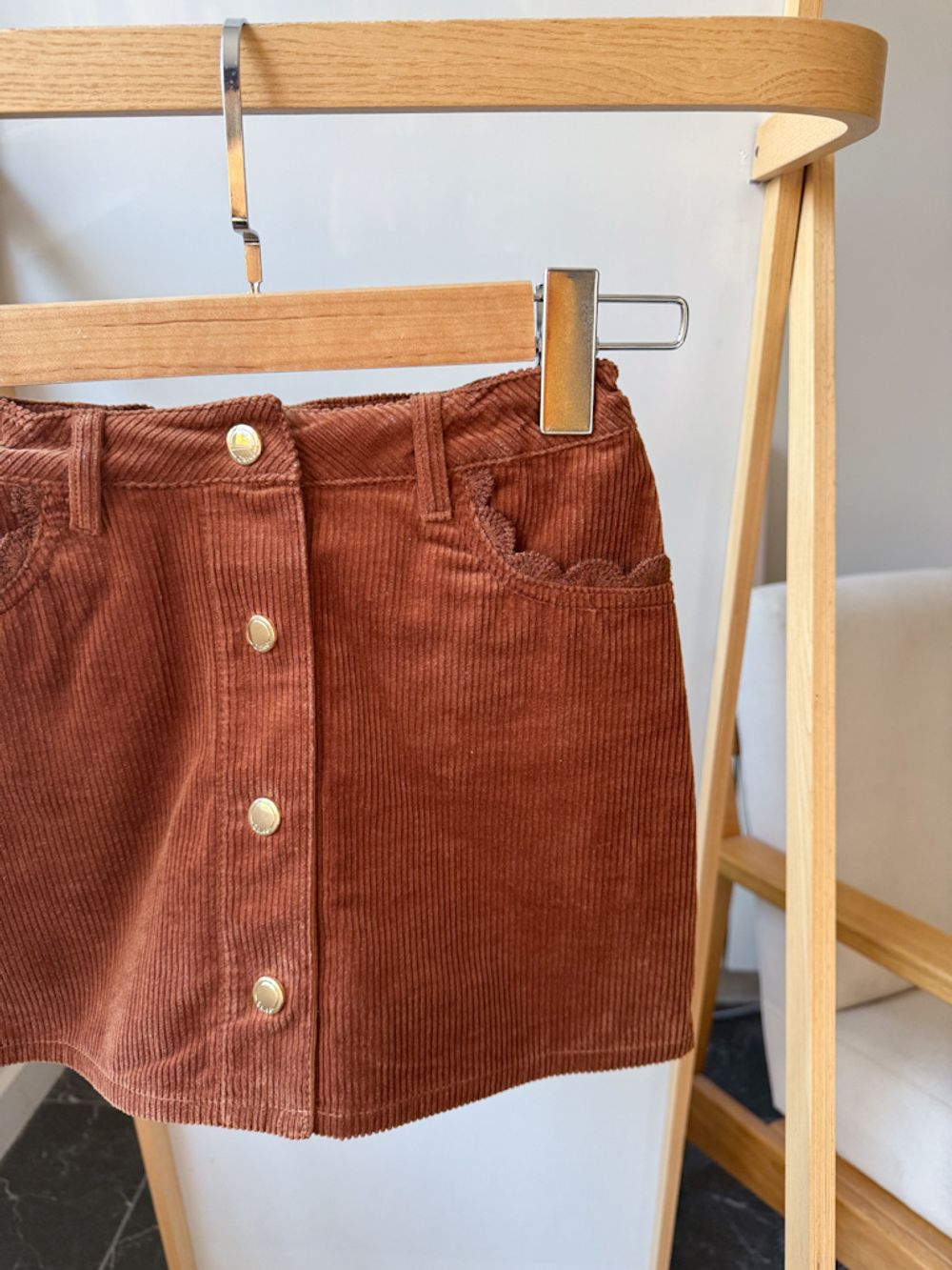 Вельветовая юбка Chloe. 128