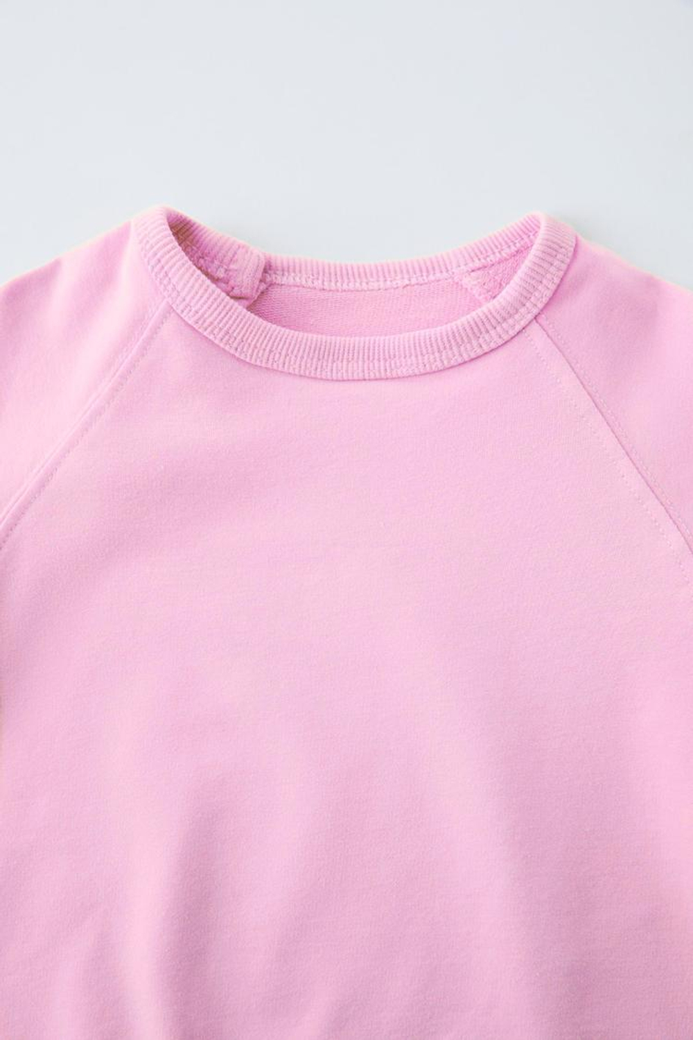 ZARA ОДНОТОННЫЙ КОМПЛЕКТ ИЗ ТОЛСТОВКИ И БРЮК ИЗ МЯГКОЙ ТКАНИ, МЯГКИЙ РОЗОВЫЙ