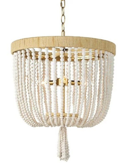 Люстра в современном стиле из белых деревянных бусин