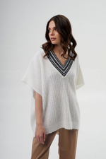 Накидка женская (жилет) НК007-02/03 экрю/серая