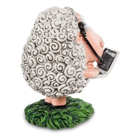 RV-261 Фигурка «Овца Хакер» (W.Srtatford)