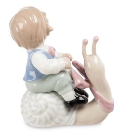 JP-36/25 Фигурка «Мальчик верхом на улитке» (Pavone)