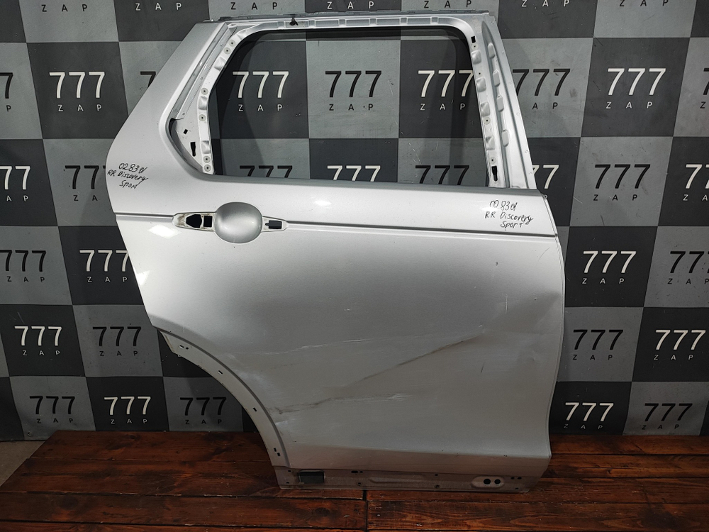 Дверь задняя правая Land Rover Discovery Sport (L550) 14-нв Б/У Оригинал LR061284