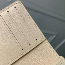 Louis Vuitton Clea Wallet