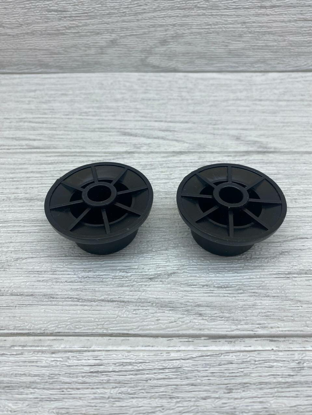 Колесо для мебели ролик для дивана диаметр 48 мм отверстие 10 мм 4 шт