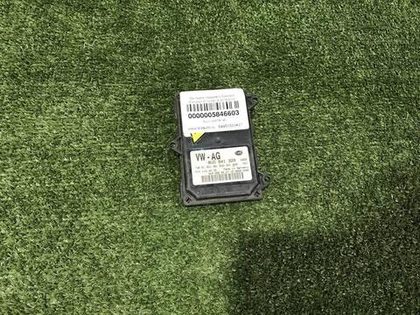 Блок управления фары Audi Q3 1 8U (2011-2014)