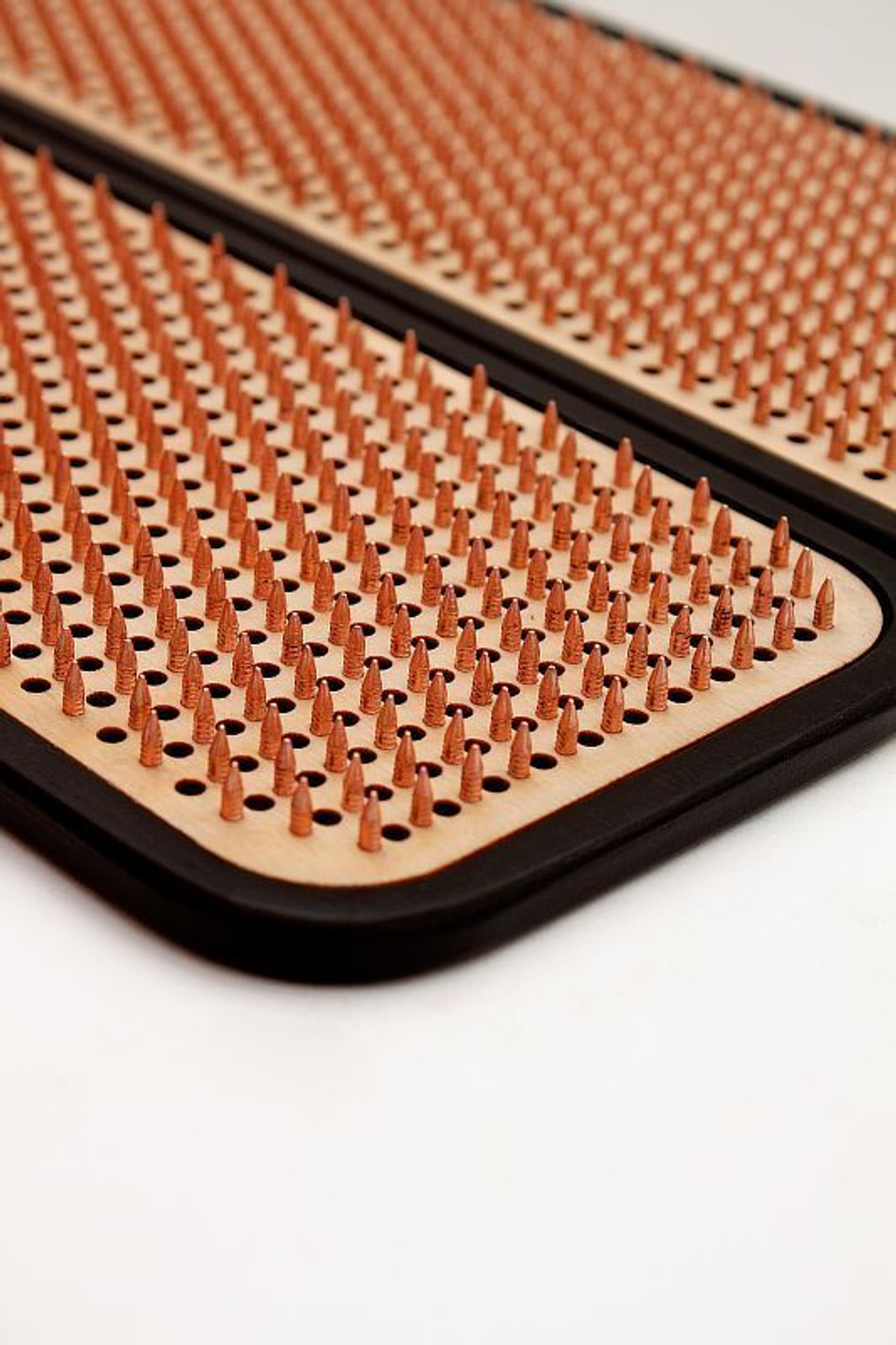 Доска садху Дерево инь-янь алюминиевые гвозди