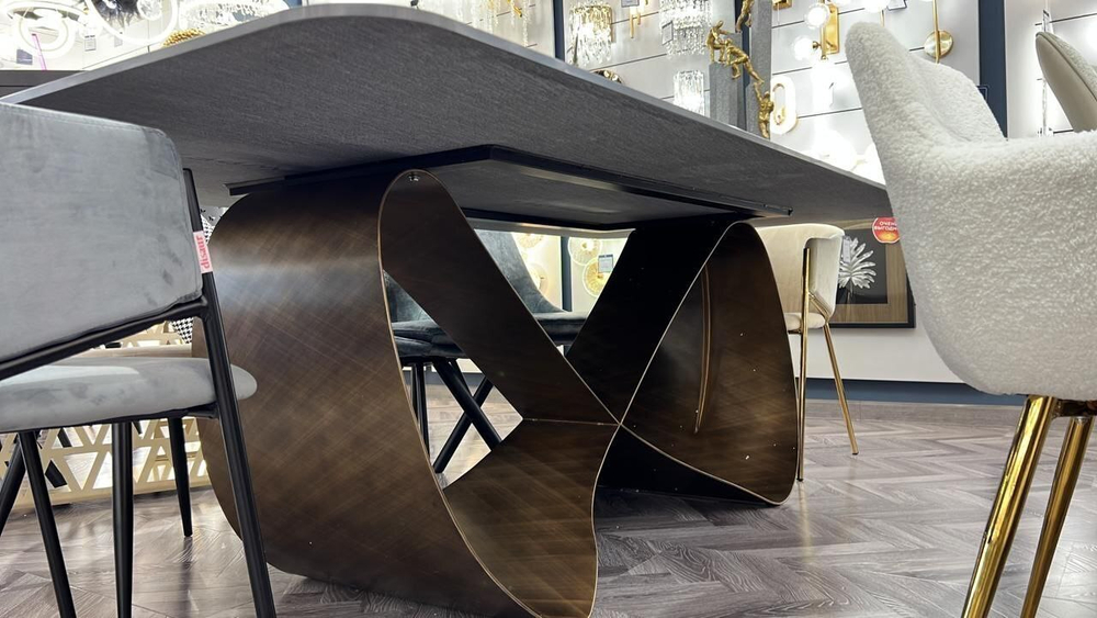 Стол DT9305FCI (240) черный керамика/бронзовый