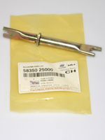 Планка распорная задних тормозов левая 5835025000 Hyundai