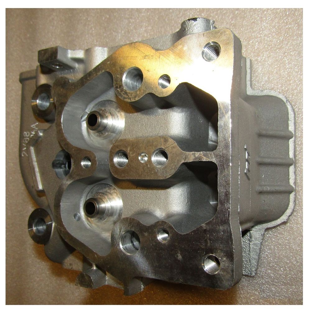 Головка блока цилиндра левая SDG10000/Cylinder head(left)( R2V840-02100 (L)