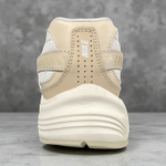 Nike Initiator • Cream White