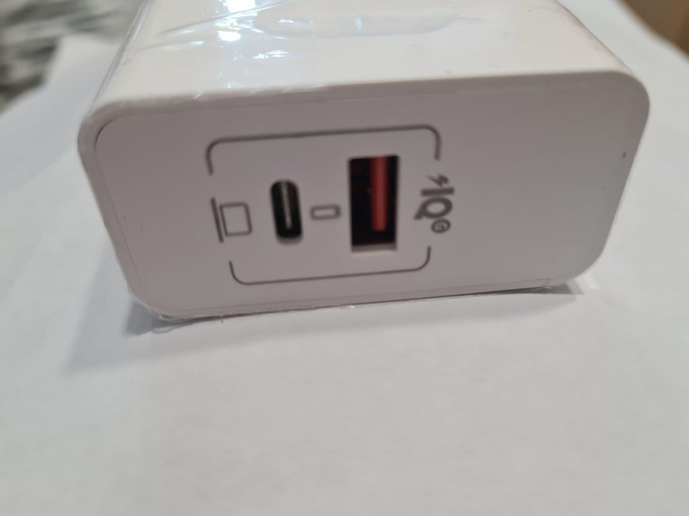 Зарядное устройство ET GAN-120WAC-W