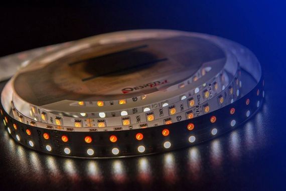 Светодиодная влагозащищенная лента DesignLed 28,8W/m 120LED/m 5050SMD разноцветный/нейтральный белый 5M 001205