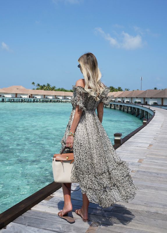 Платье из натурального шелка В НАЛИЧИИ