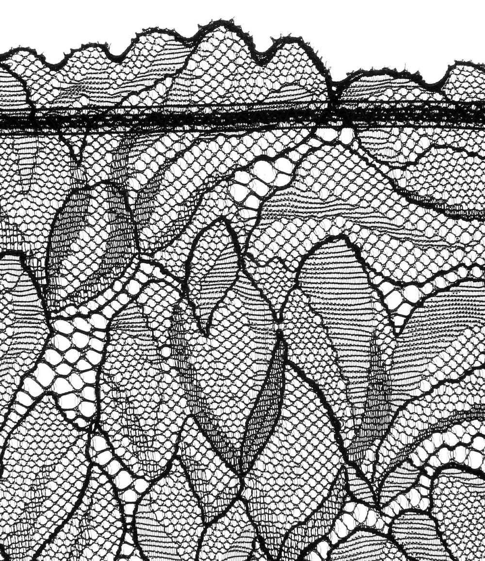 Кружевные стринги Calvin Klein Underwear - черный(000QF7352E)