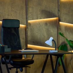 TLI-225 WHITE E27 Светильник настольный. Цоколь Е27. Механический выключатель. Белый. ТМ Uniel.