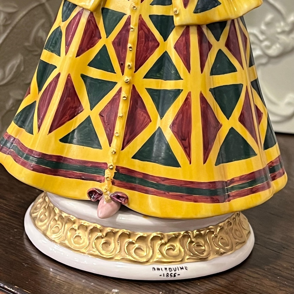 Арлекина Villari