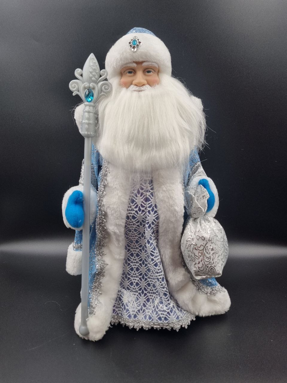 Дед Мороз 50см музыкальный в голубой шубе ST203A