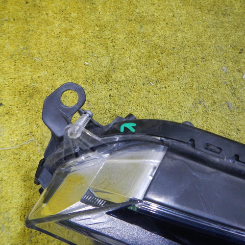 Битая Фара левая Toyota Rav 4 CA40 (2015-2019) LED