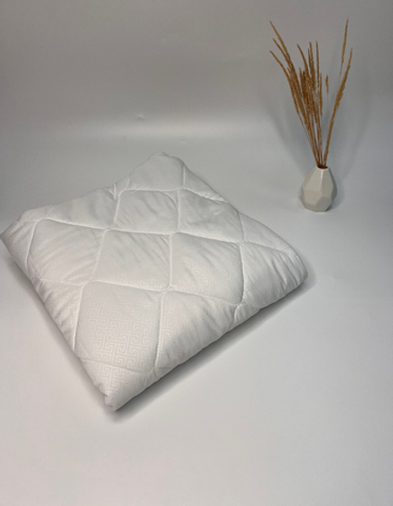 Стеганый чехол на подушку полисатин