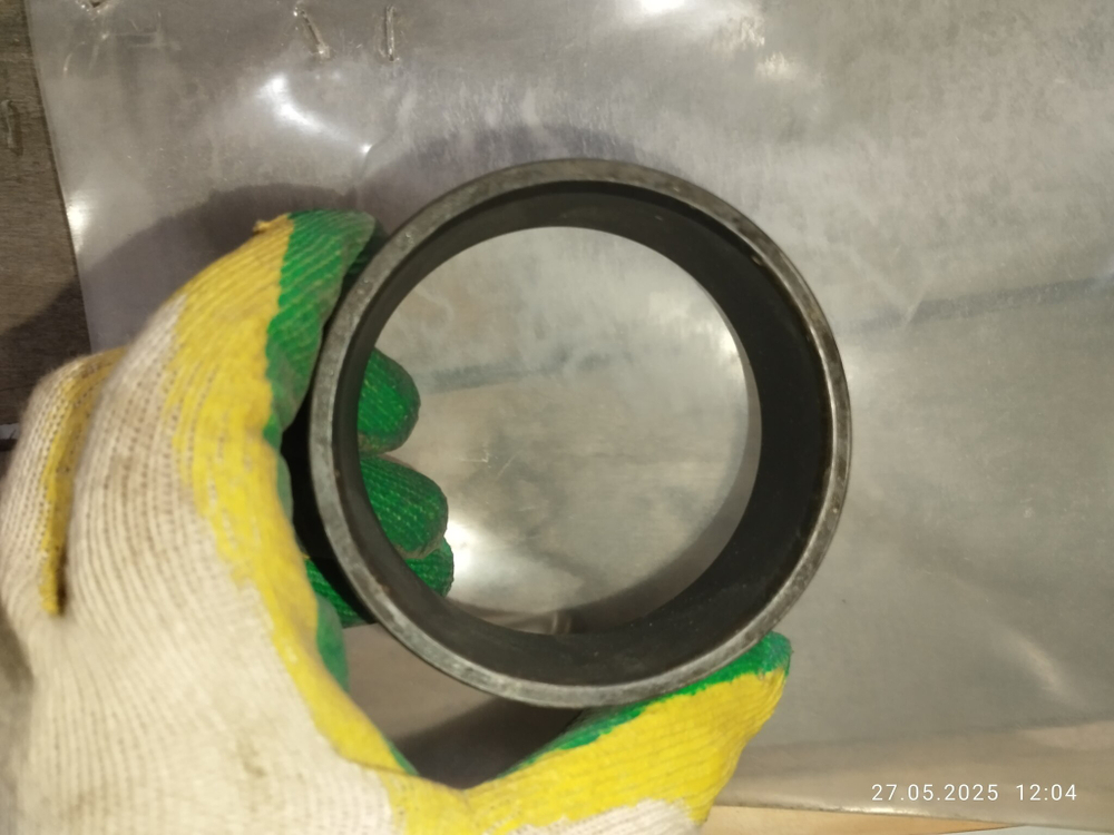 Втулка 83910645