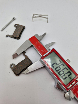 - Колодки тормозные для самоката и велосипеда