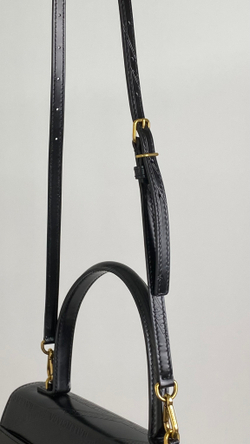 Сумка Balenciaga Sharp