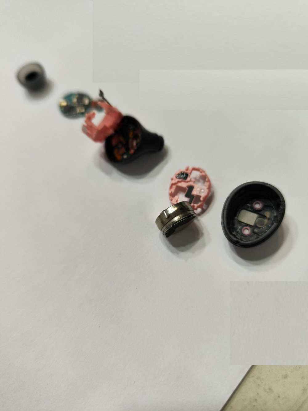 Замена аккумулятора наушников Samsung Galaxy Buds 2