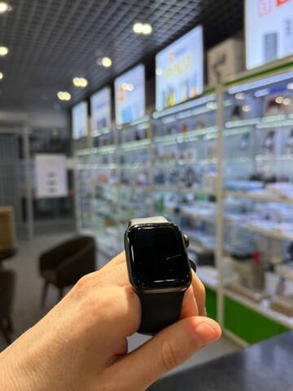 Apple Watch SE 40mm Midnight Б/У