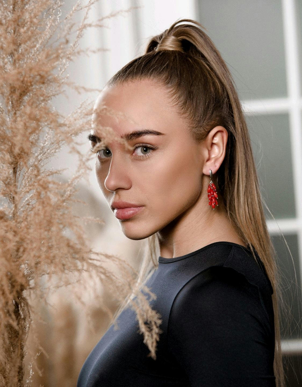 Серьги серебряные с натуральным красным кораллом Барбарис