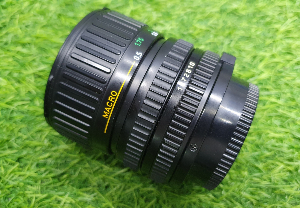 Canon FD 35-70mm f/3.5-4.5