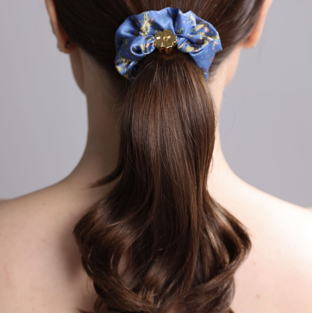 Резинка для волос Mollen Оммаж васильково-синяя