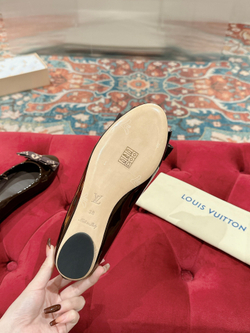 Louis Vuitton Flats (5 colors)