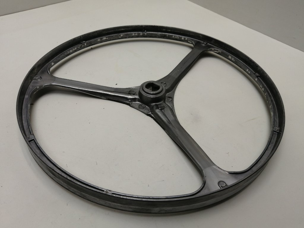 WTLS61200 кт118 Шкив барабана для стиральной машины Whirlpool 46197300679 б/у