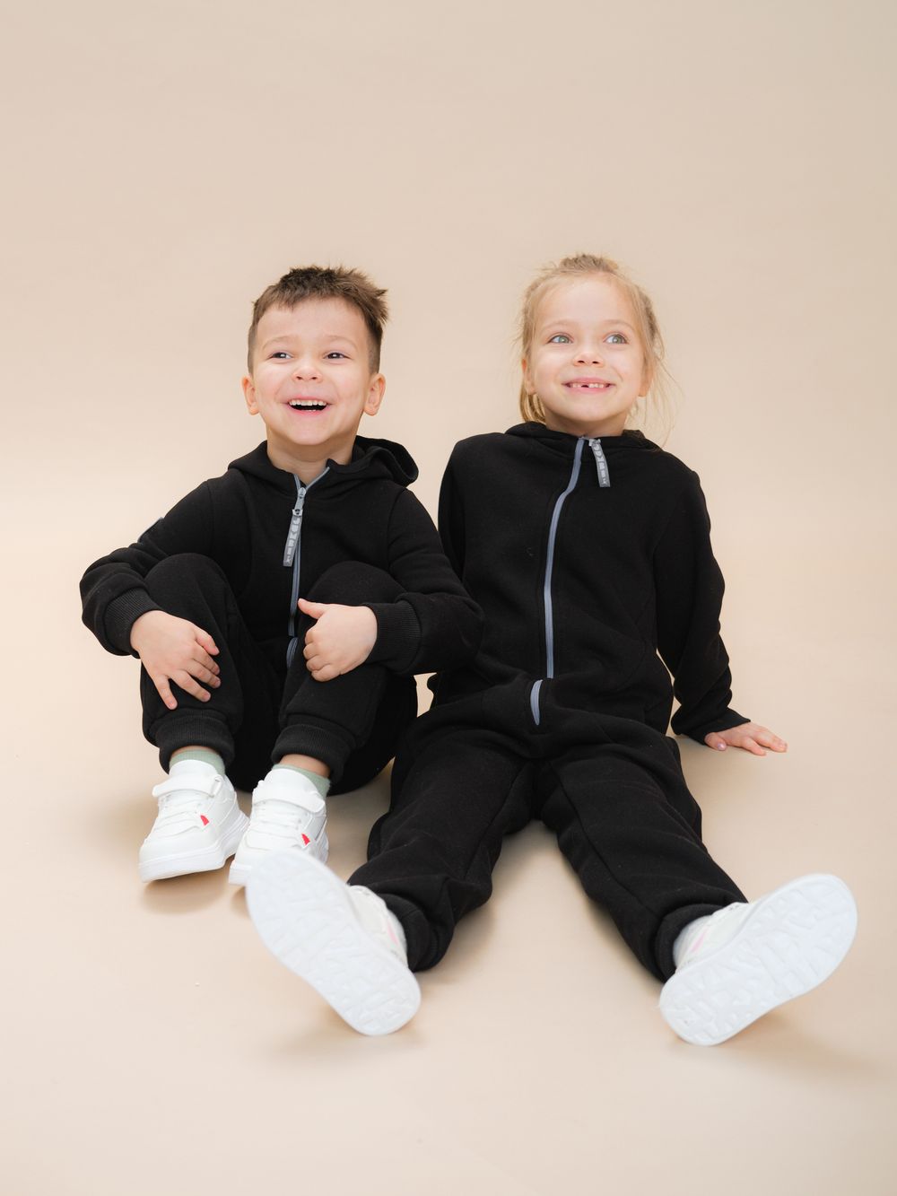 Комбинезон утепленный (Черный)*