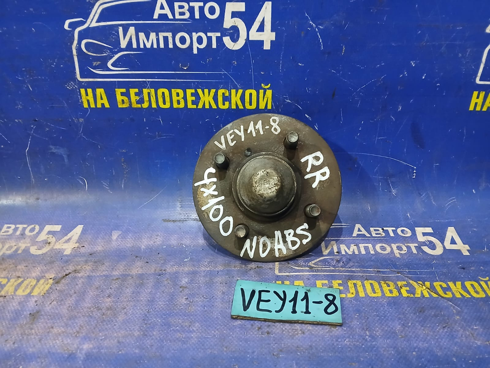 Ступица задняя правая NISSAN AD 2001
