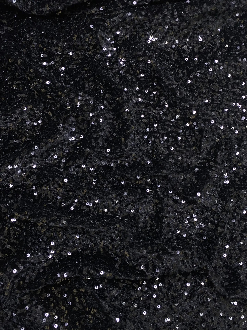 Бархат расшитый паетками, черный