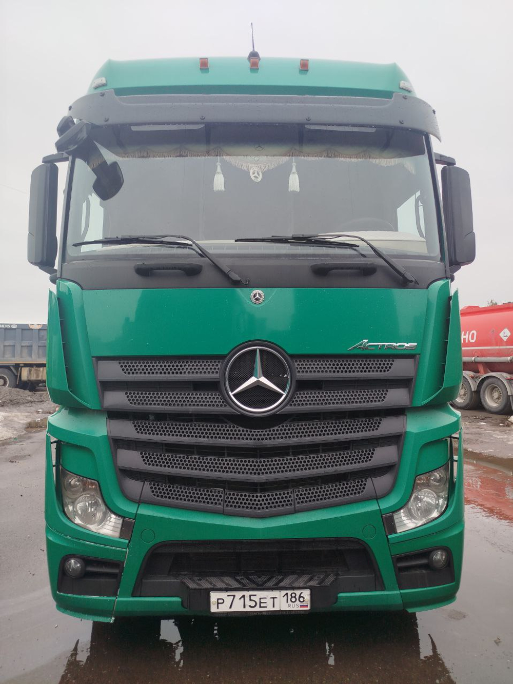 Mercedes-Benz ACTROS 4x2 Седельный тягач 1842 LS (Дизельный, 12,9 л, 422 л.с., АТ)