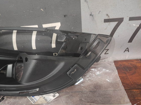 Накладка ПТФ левая Opel Astra J 12-18 Новая Оригинал 13387224