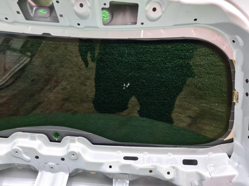 Стекло крышки багажника Chery Tiggo 4 Pro (20-нв)