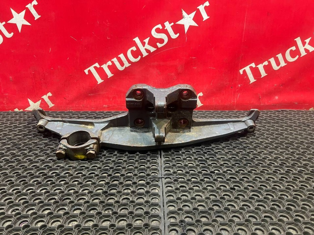 Кронштейн пневморессоры правый 2018г.