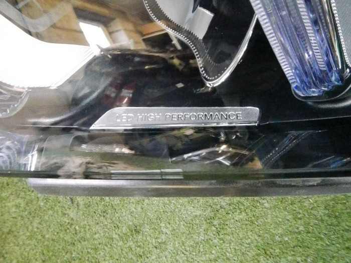 Фара левая Mercedes GLE V167 (2018-2024) LED