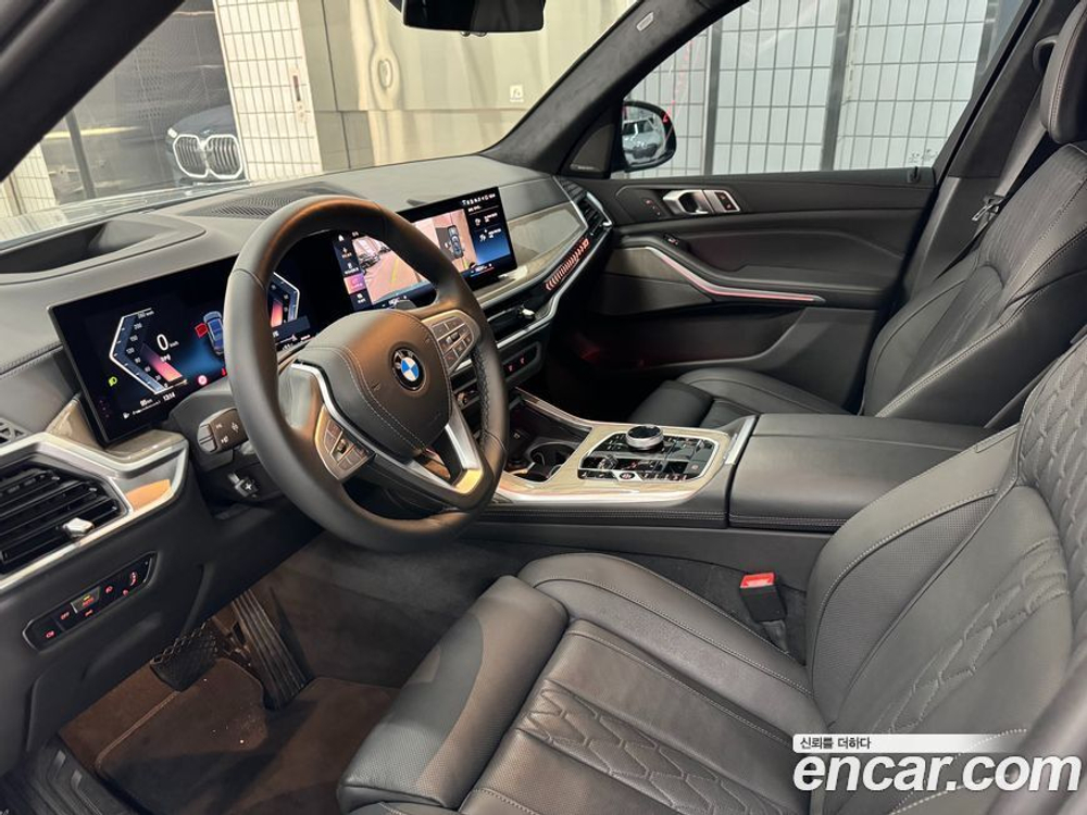 BMW X7 (G07) xDrive 40i Design Pure Excellence 7-и местный (05.2023)