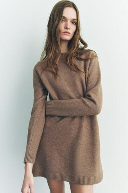 ZARA КОРОТКОЕ ПЛАТЬЕ ИЗ МЯГКОГО ТРИКОТАЖА, СЕРОВАТО-КОРИЧНЕВЫЙ