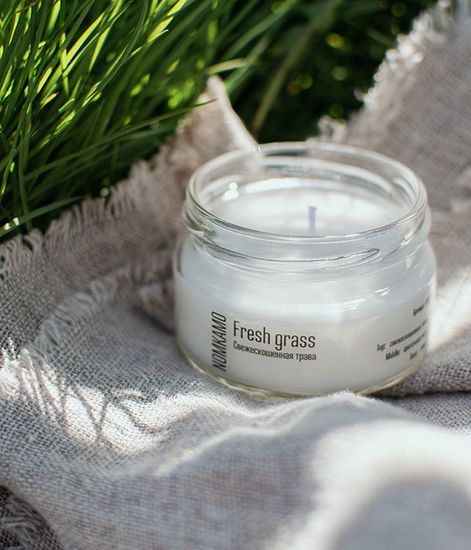 №87 Свежескошенная трава, ароматическая свеча Library, Nomkamo